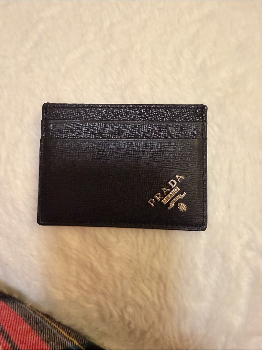 Beautiful wallet, like new.